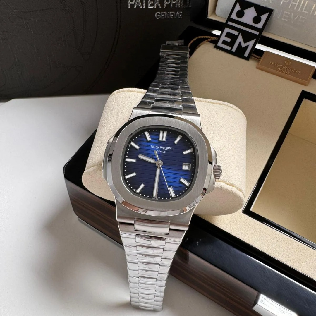 Patek Philippe Nautilus Blue Automatic 40 mm