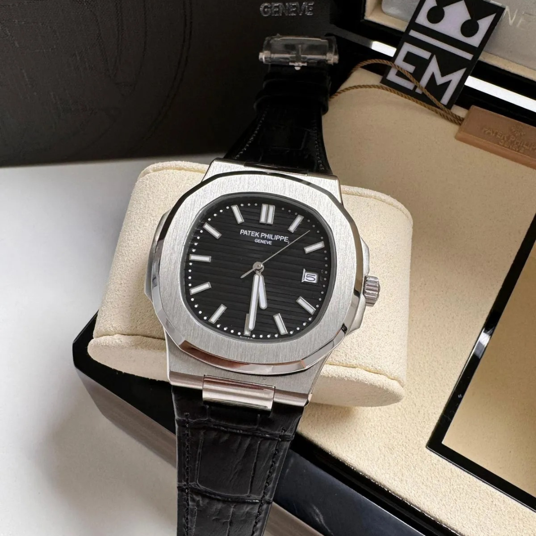 Patek Philippe Nautilus Black Automatic