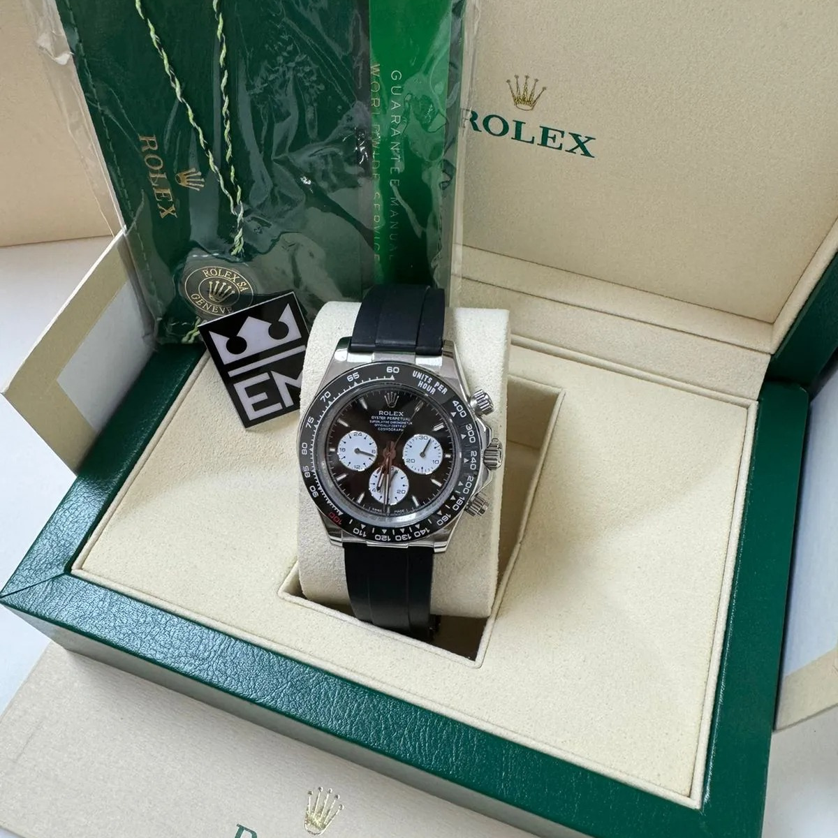 Rolex Daytona 40 – Black Dial – Oysterflex