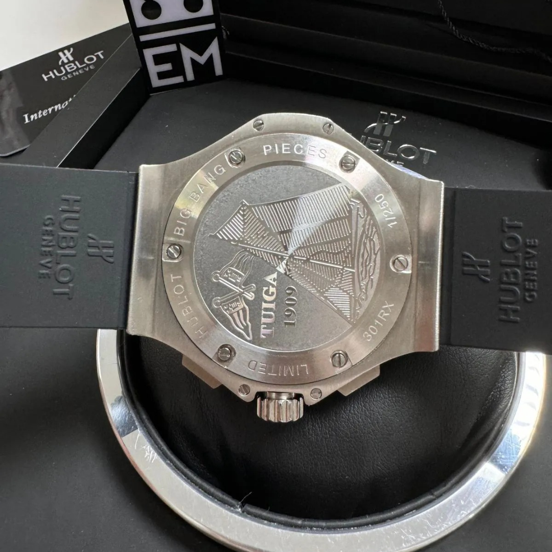 Hublot Big Bang Classic Silver Carbon