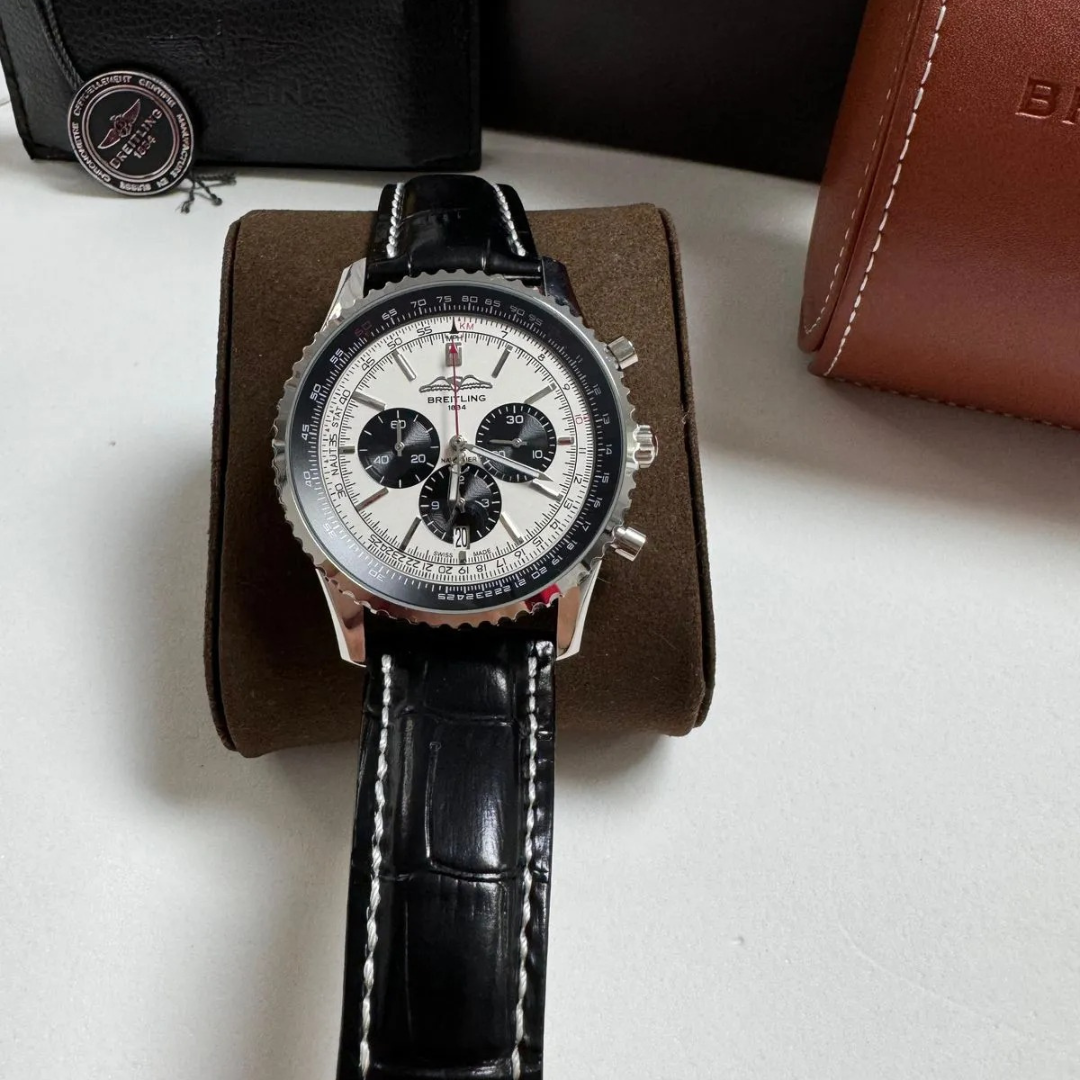 Breitling Navitimer Chronograph Stainless Steel Black/White