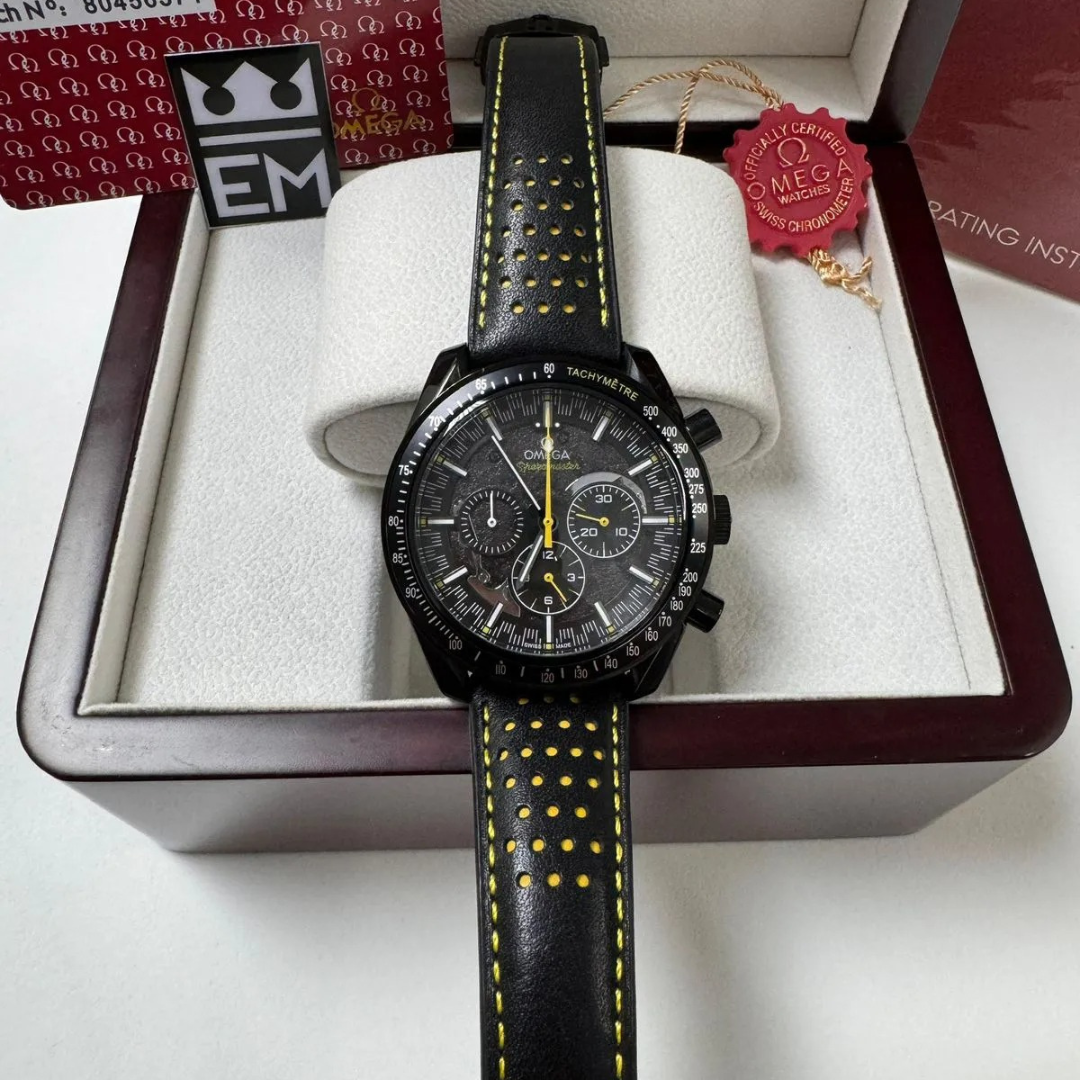 Omega Speedmaster Racing Co-Axial Chronograph Black/Yellow – 44 mm Perforated Leather Strap